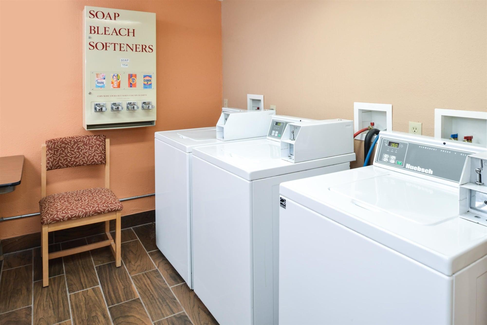 Americas Best Value Inn Роулинс Экстерьер фото