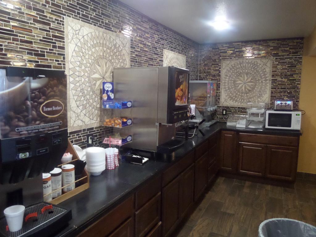 Americas Best Value Inn Роулинс Экстерьер фото